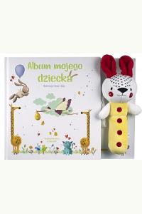 Album mojego dziecka z grzechotką