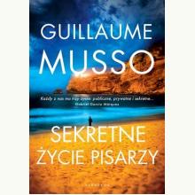 Sekretne życie pisarzy, 9788382150797